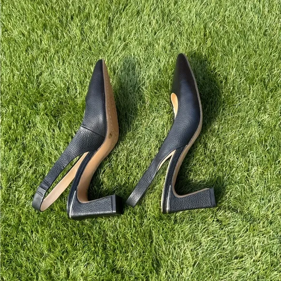 Vince Camuto Hamden Slingback Pump 7M / 37.5 Black Leather - Picture 3 of 16